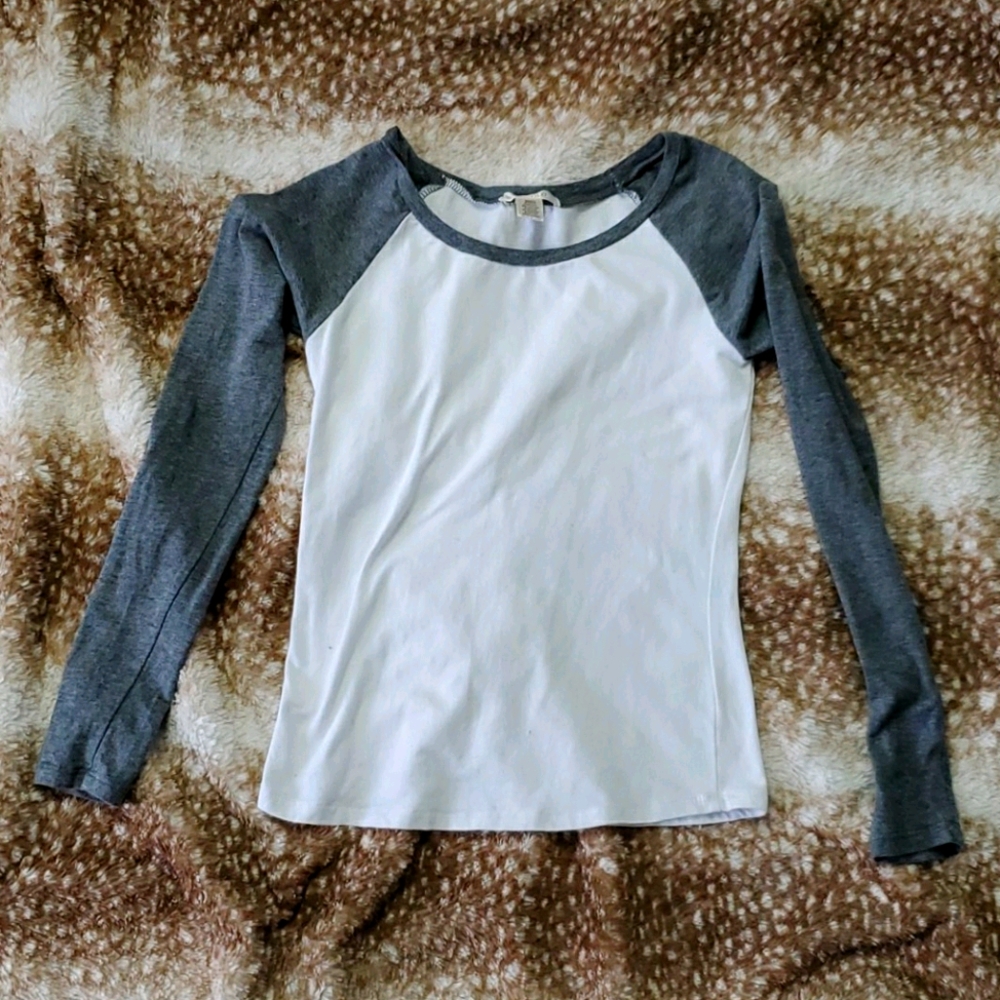 Baseball tee
